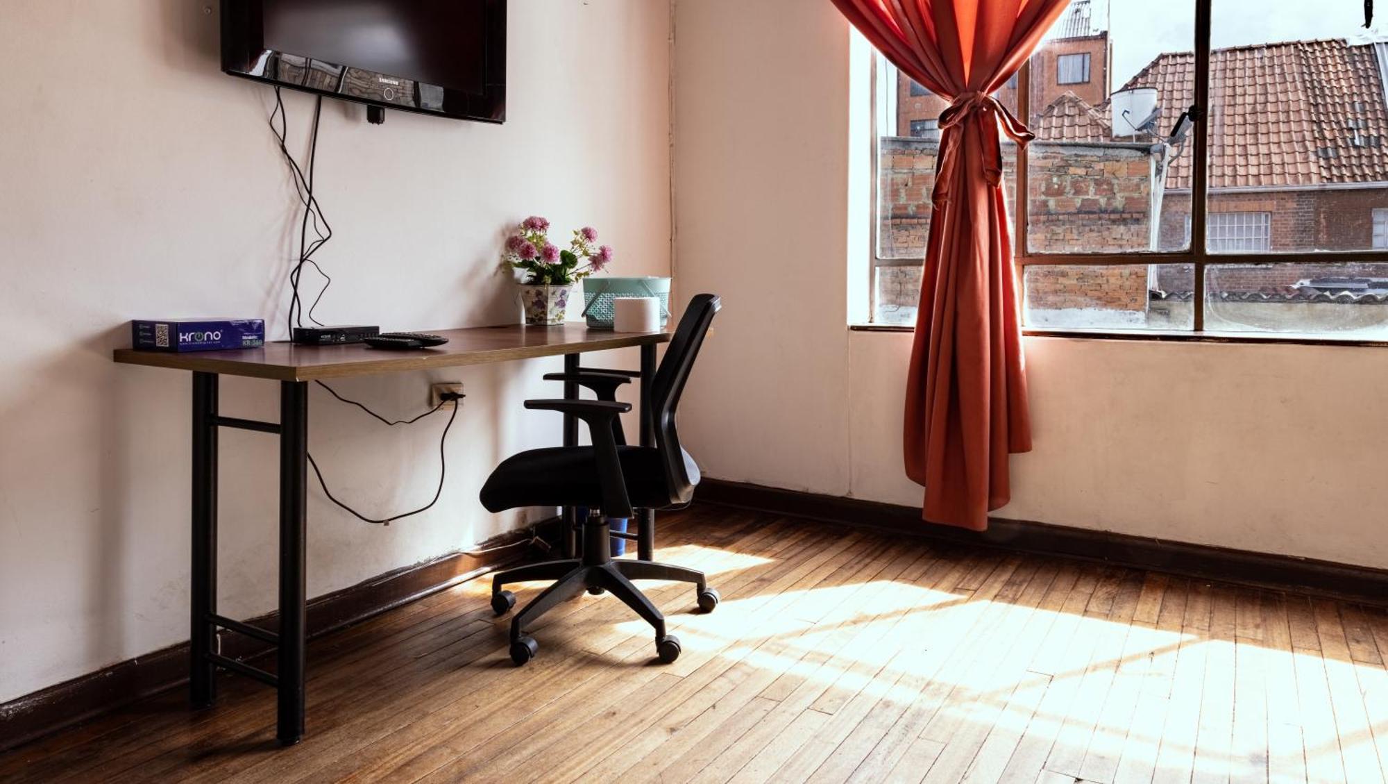 Casa En Bogota Ubicada En Zona Central Luaran gambar