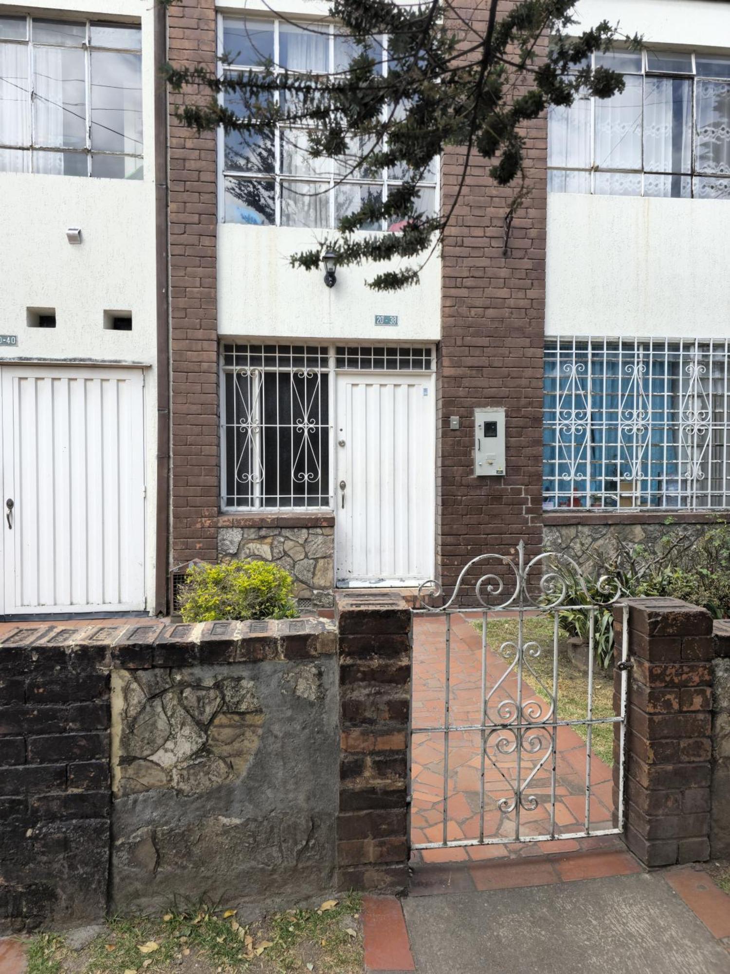 Casa En Bogota Ubicada En Zona Central Luaran gambar